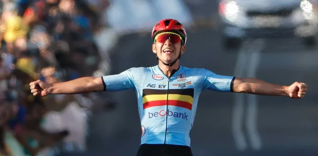 REMCO EVENEPOEL WERELDKAMPIOEN NA MACHTIGE SOLO!