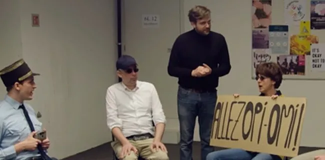 De Ideale Wereld hint hilarisch naar val Lampaert: 'Koersdebielen'