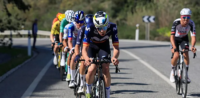 Peloton kijkt toe: Late versnelling zet alles op zijn kop in Ruta del Sol