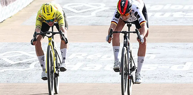 Visma gefopt: Koch wint Parijs-Roubaix Femmes