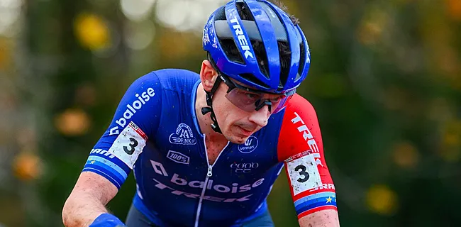 Crosswereld in shock: topper hangt fiets plots aan de haak