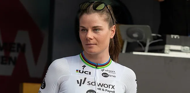 Lotte Kopecky plots verrast met onverwacht nieuwjaarscadeau