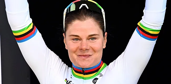 'Kopecky verbluft wielerland met fenomenale stunt'