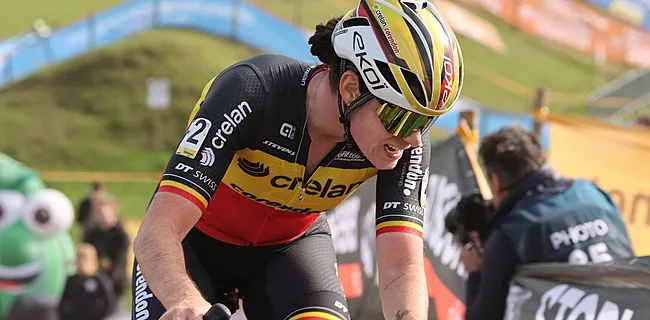 Belgisch kampioen van de baan gemaaid door auto