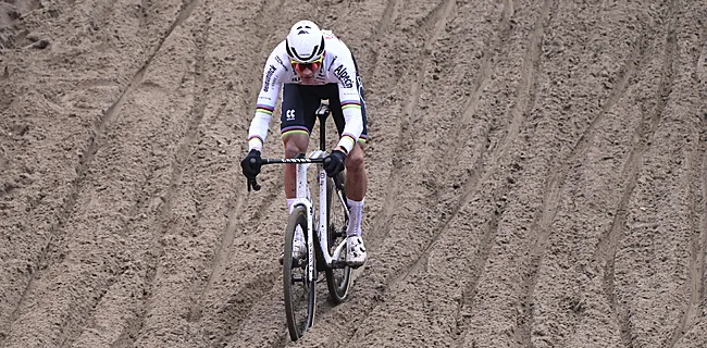 Indrukwekkende Mathieu van der Poel pakt 10 op 10 in Zonhoven