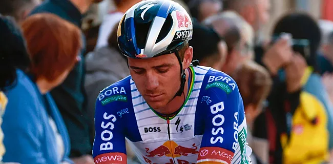 Met sneer naar Vingegaard: Evenepoel geeft verklaring voor bizarre valpartij