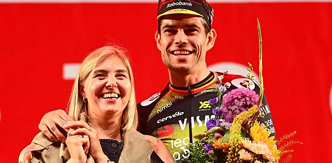 Feestmodus na Tourstunt: Van Aert doet boekje open