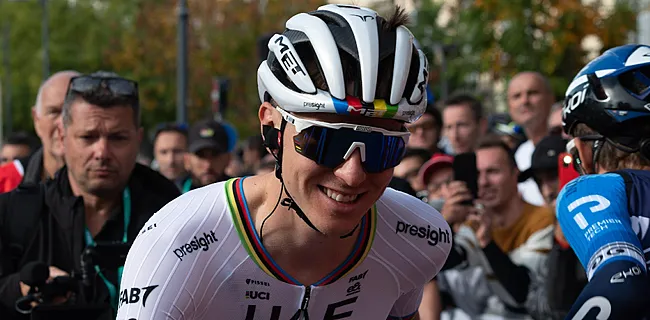 Tadej Pogacar sluit 2024 af met bizarre prestatie in Spanje
