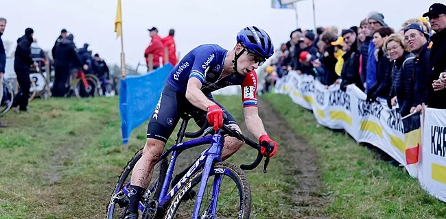 Van der Haar knalt alles en iedereen omver in denderende Koppenbergcross