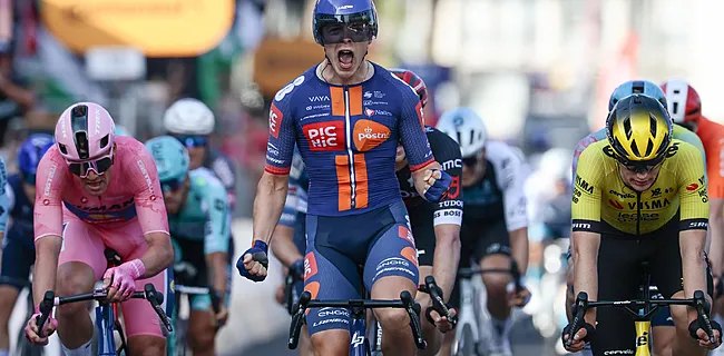 Daverende verrassing: Casper van Uden spurt naar zege in Giro