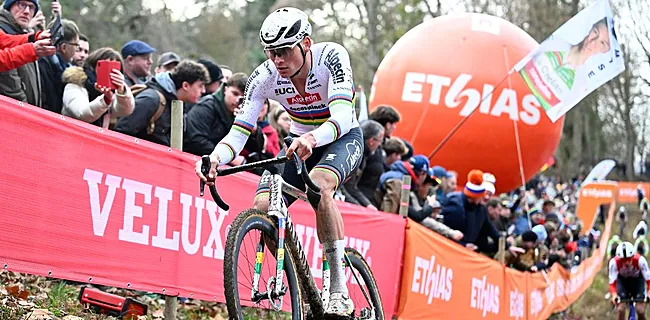 Ongezien! Van Der Poel zorgt meteen voor record bij terugkeer