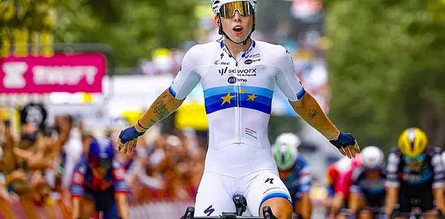 Wiebes oppermachtig in Tour na sterke lead-out van Kopecky