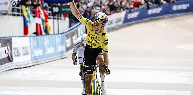 Geweldig: Wout van Aert wint Parijs-Roubaix