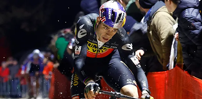 Wat een thriller! Wout van Aert wint titanenduel met Van der Poel in Mol