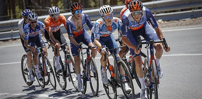 Simon Yates wint koninginnenrit en pakt eindzege in AlUla Tour