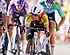 Zware val Pogacar zet Vuelta helemaal op zijn kop, Coquard wint sprint