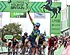 Tim Merlier oppermachtig na chaotische dag in Tour of Britain