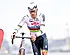 Van Der Poel ongenaakbaar, lekke band nekt podiumkansen Van Aert