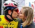 Wout valt door de mand: Sarah betrapt Van Aert op leugentje