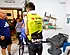 Van bestelwagen tot hotel: Van Aert doet verhaal na bizarre Vuelta-chaos